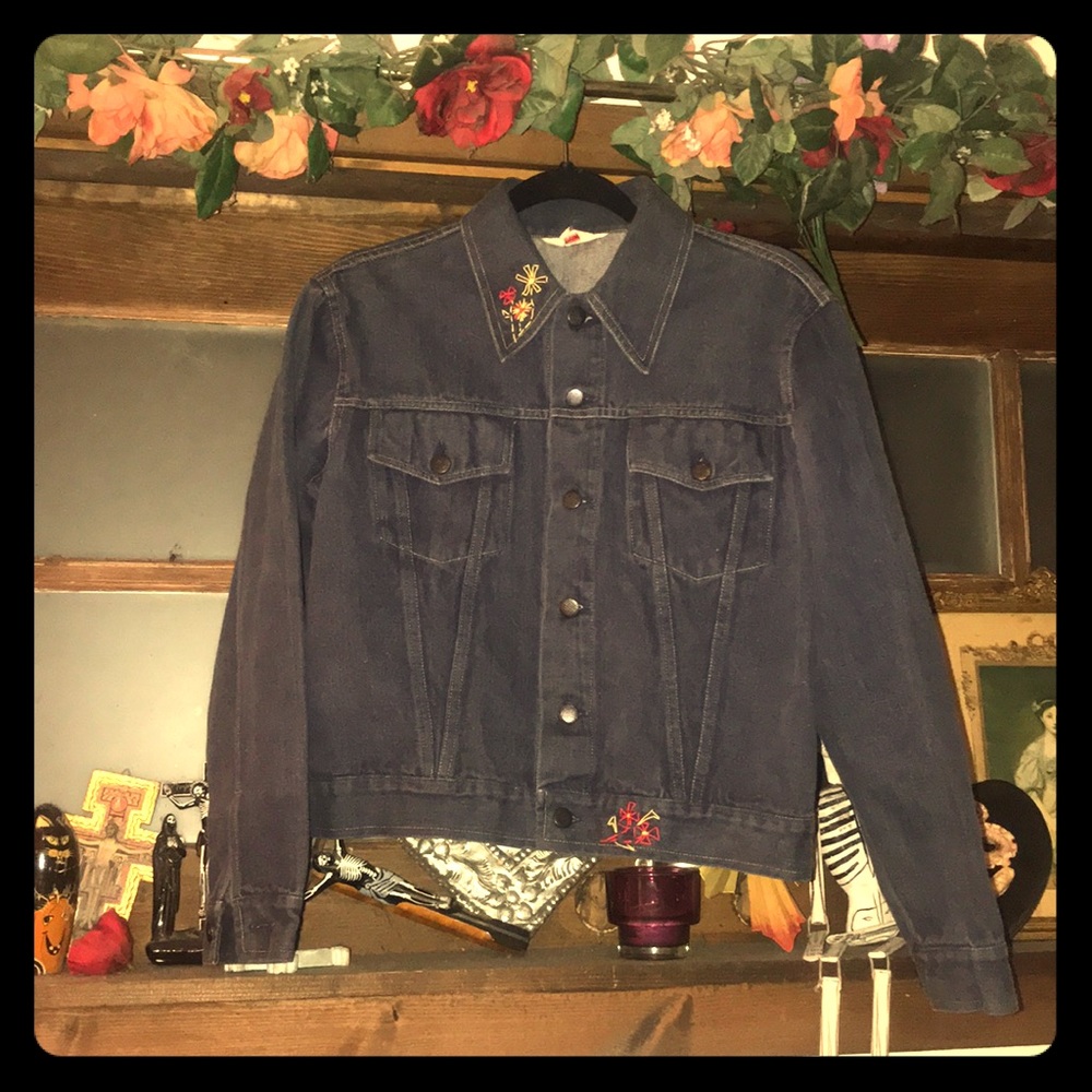 🌼🌺Vintage 70s 💐Embroidered Denim 💐Jacket🌺🌼